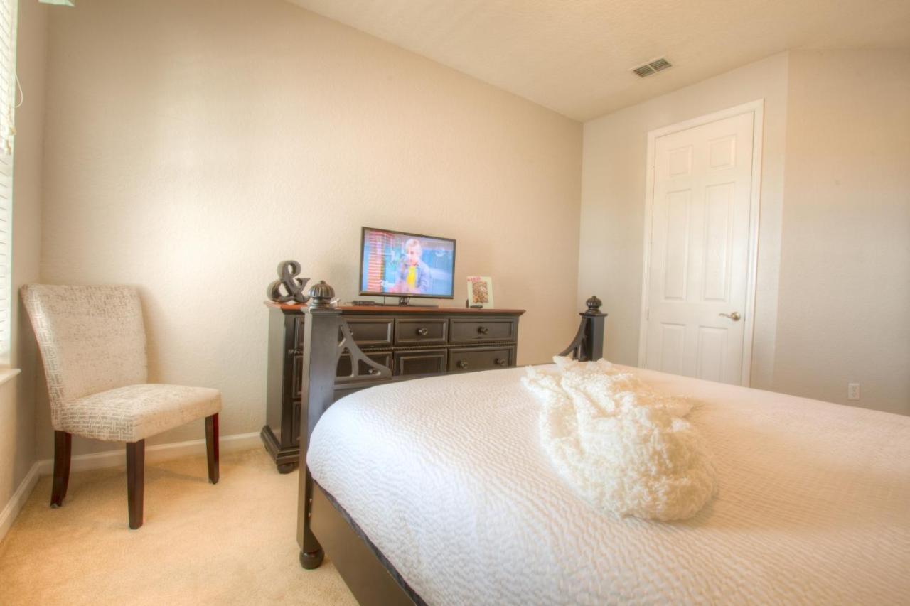 Stunning Lakeview Condo Wprivate Balcony Kissimmee Exterior foto